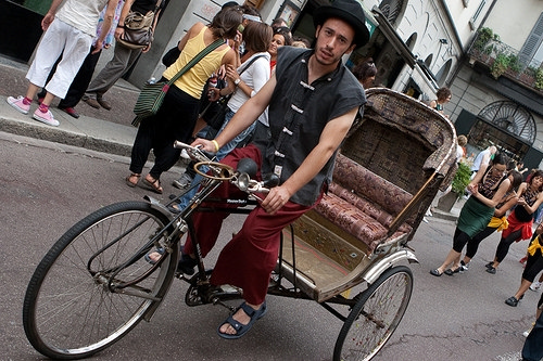 Indian rickshaw -special bike rental in Milan Italy